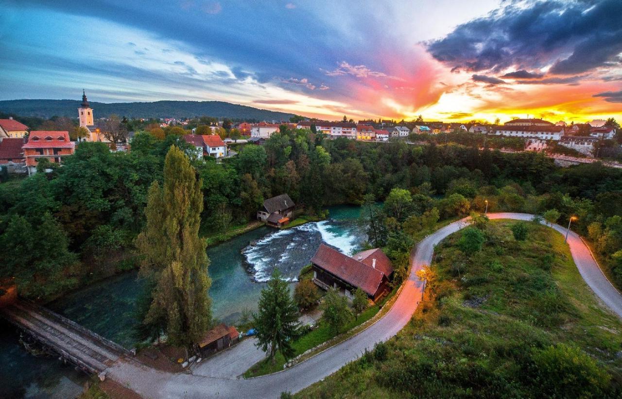 Villa Kuca Za Odmor Slunjcica Exterior foto